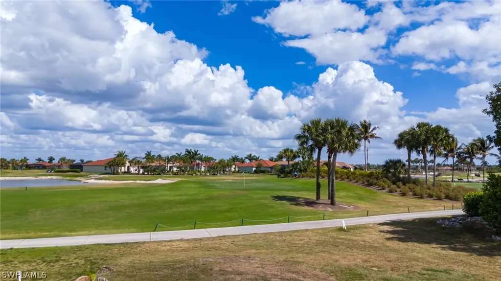 18090 Royal Tree Parkway Naples FL 34114