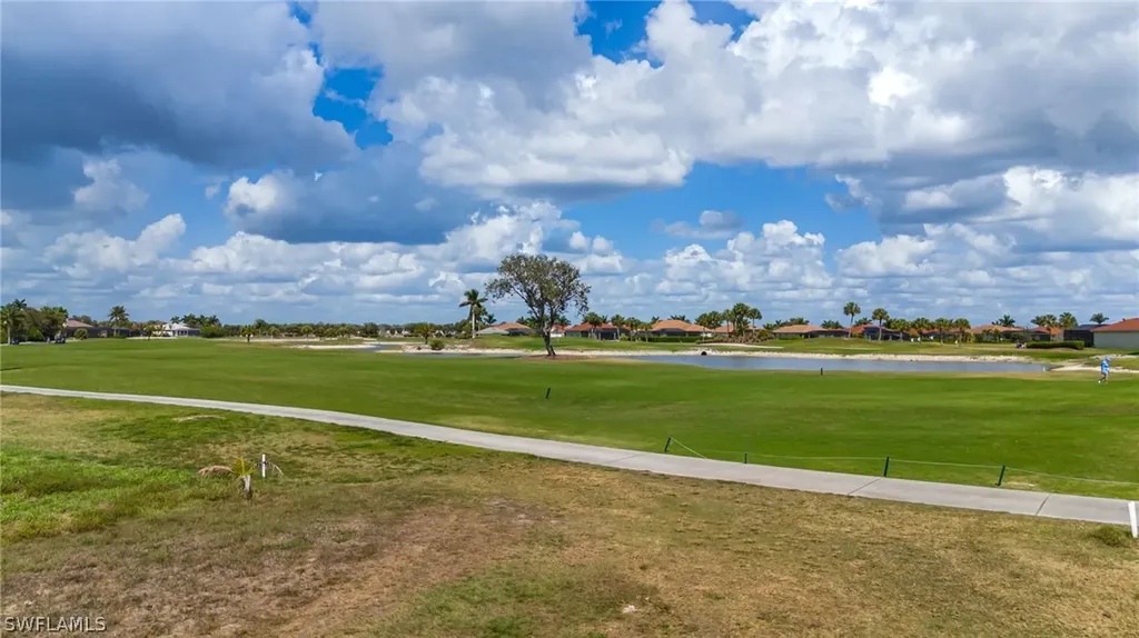 18090 Royal Tree Parkway Naples FL 34114