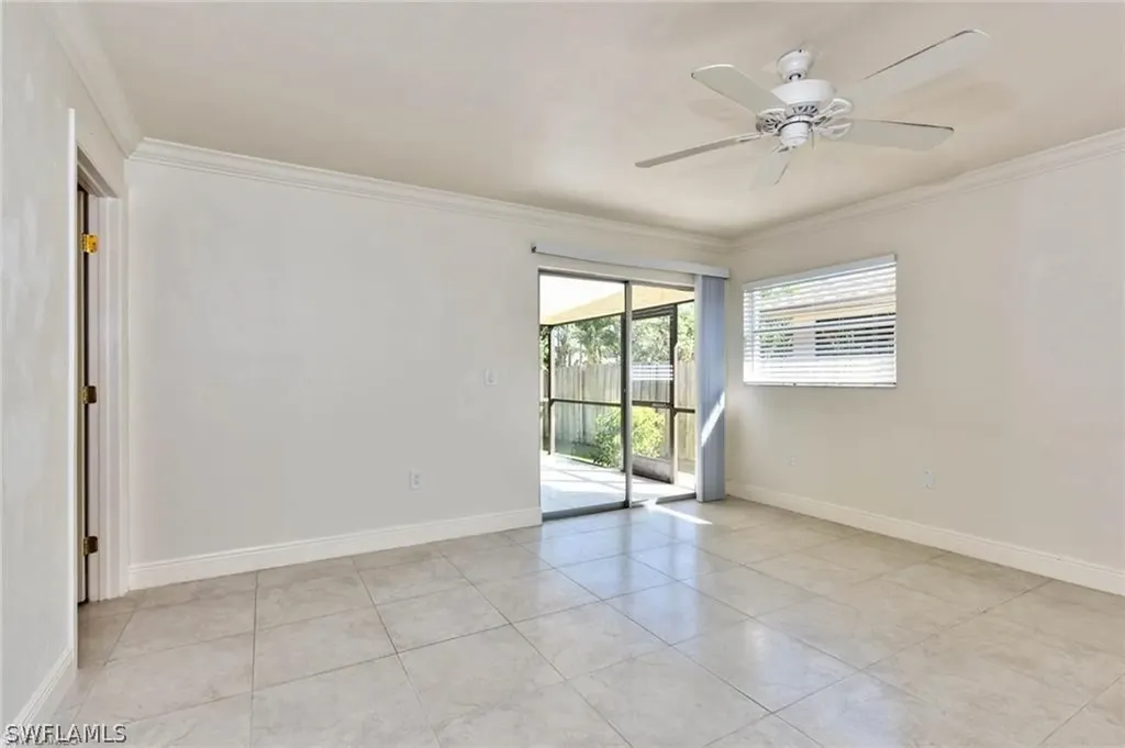 671 98th Avenue N Naples FL 34108