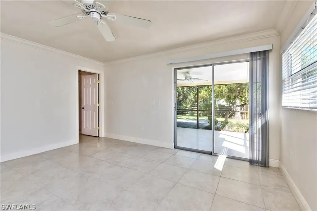 671 98th Avenue N Naples FL 34108