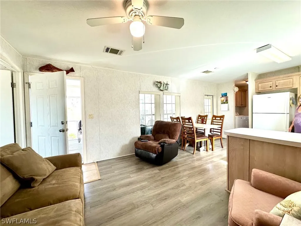 1180 Chokoloskee Drive Chokoloskee FL 34138