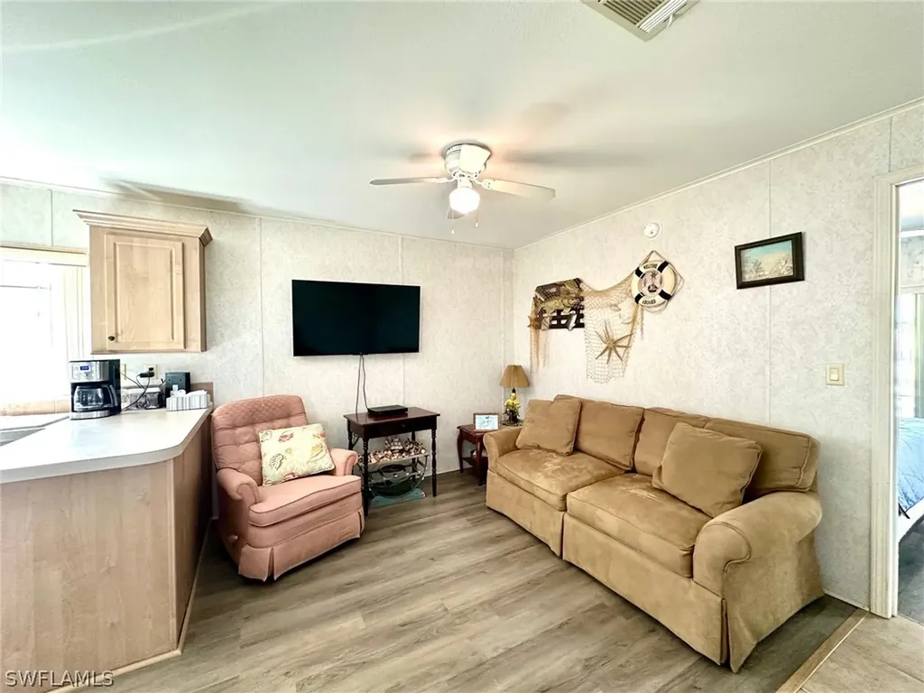 1180 Chokoloskee Drive Chokoloskee FL 34138