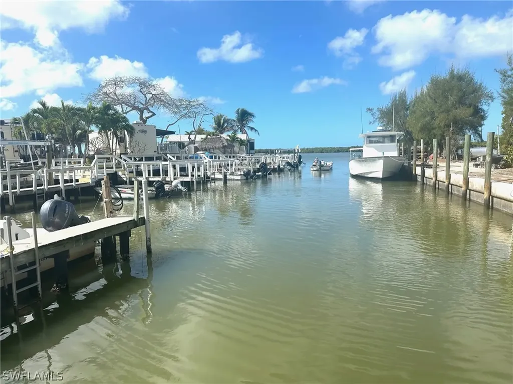 1180 Chokoloskee Drive Chokoloskee FL 34138