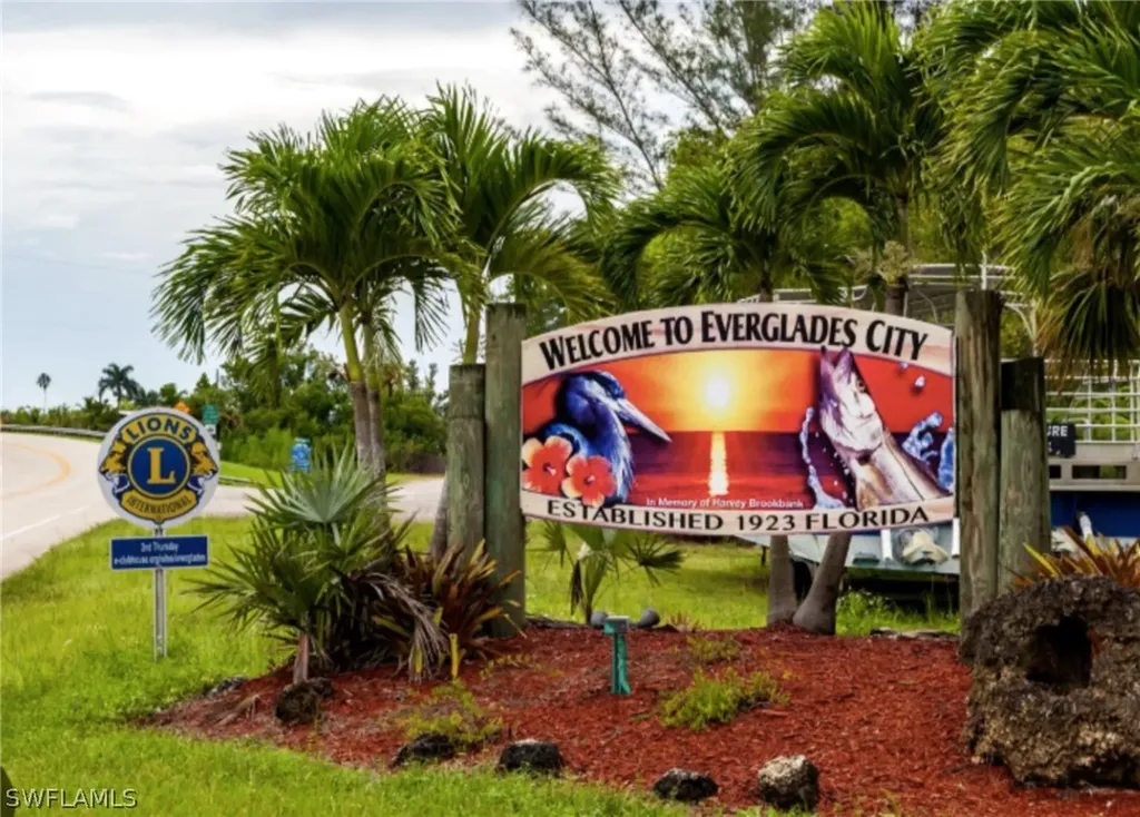 1180 Chokoloskee Drive Chokoloskee FL 34138