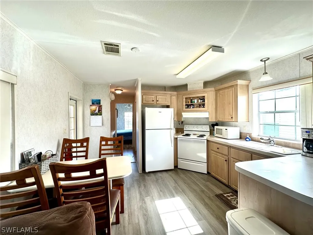1180 Chokoloskee Drive Chokoloskee FL 34138