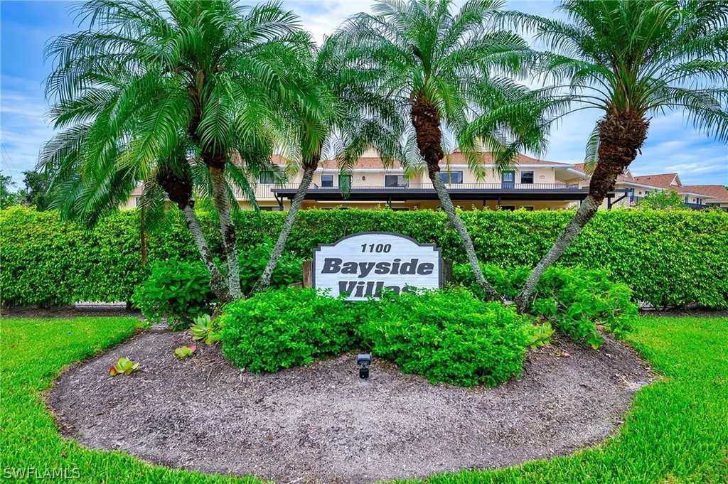 1100 9th Street S Naples FL 34102