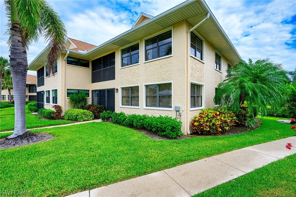 1100 9th Street S Naples FL 34102