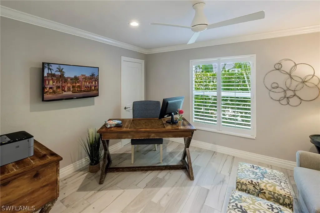 3720 Parkview Way Naples FL 34103