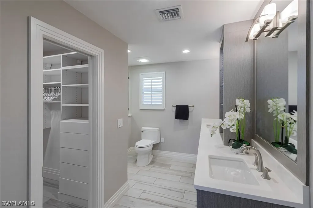 3720 Parkview Way Naples FL 34103
