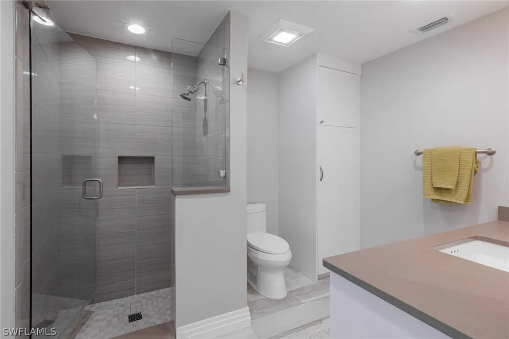 3720 Parkview Way Naples FL 34103