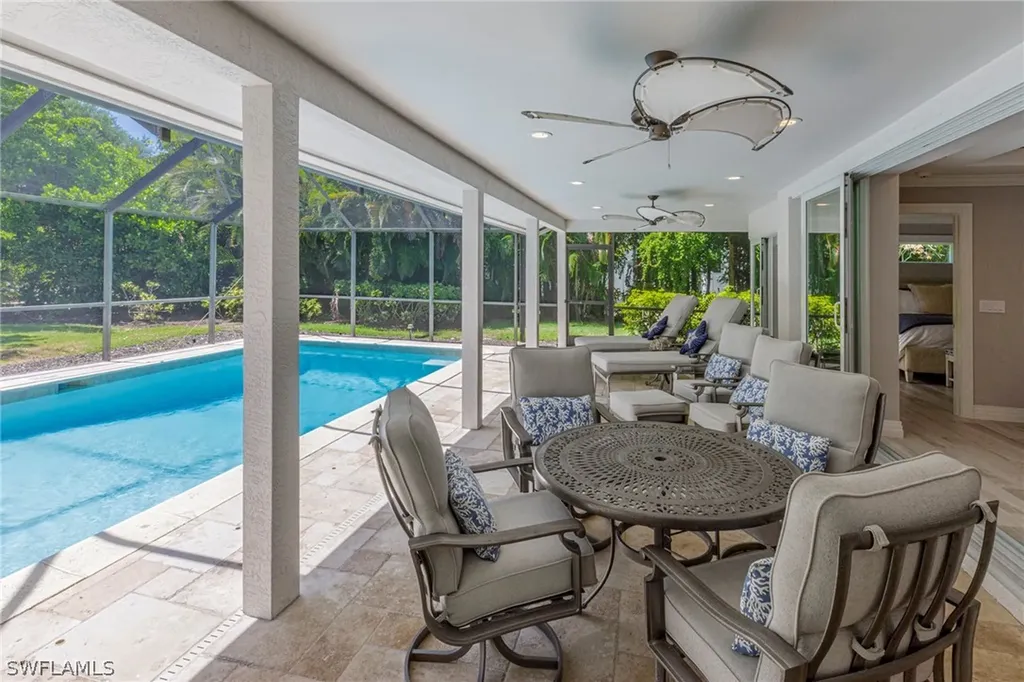 3720 Parkview Way Naples FL 34103