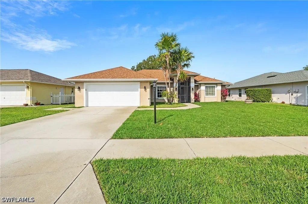 135 Estelle Drive Naples FL 34112