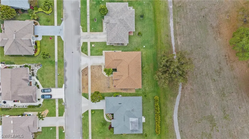 135 Estelle Drive Naples FL 34112