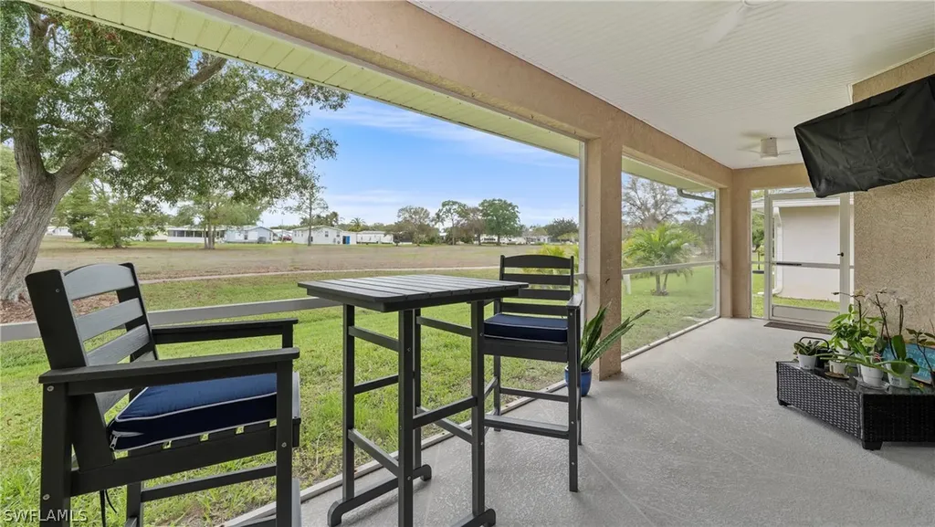 135 Estelle Drive Naples FL 34112
