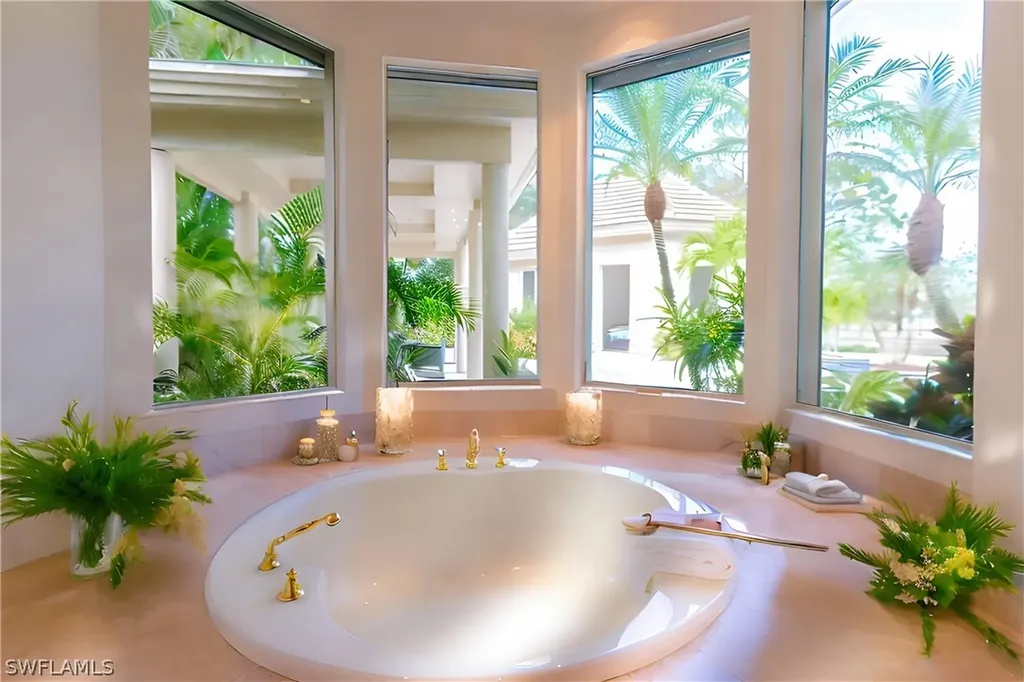 6599 Glen Arbor Way Naples FL 34119