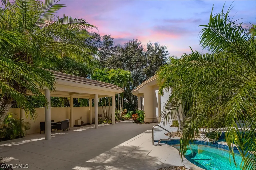 6599 Glen Arbor Way Naples FL 34119