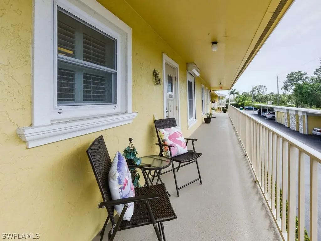 351 Charlemagne Boulevard Naples FL 34112