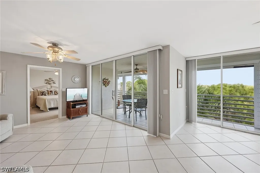 285 Naples Cove Drive Naples FL 34110