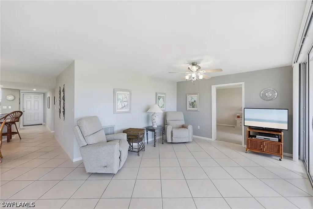 285 Naples Cove Drive Naples FL 34110