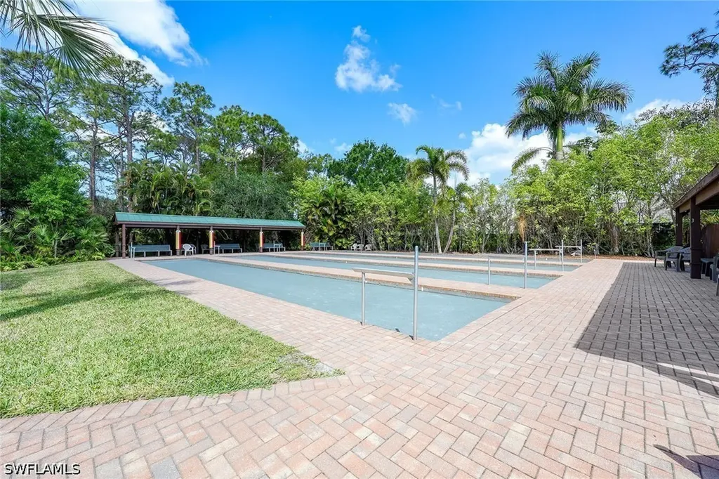 285 Naples Cove Drive Naples FL 34110