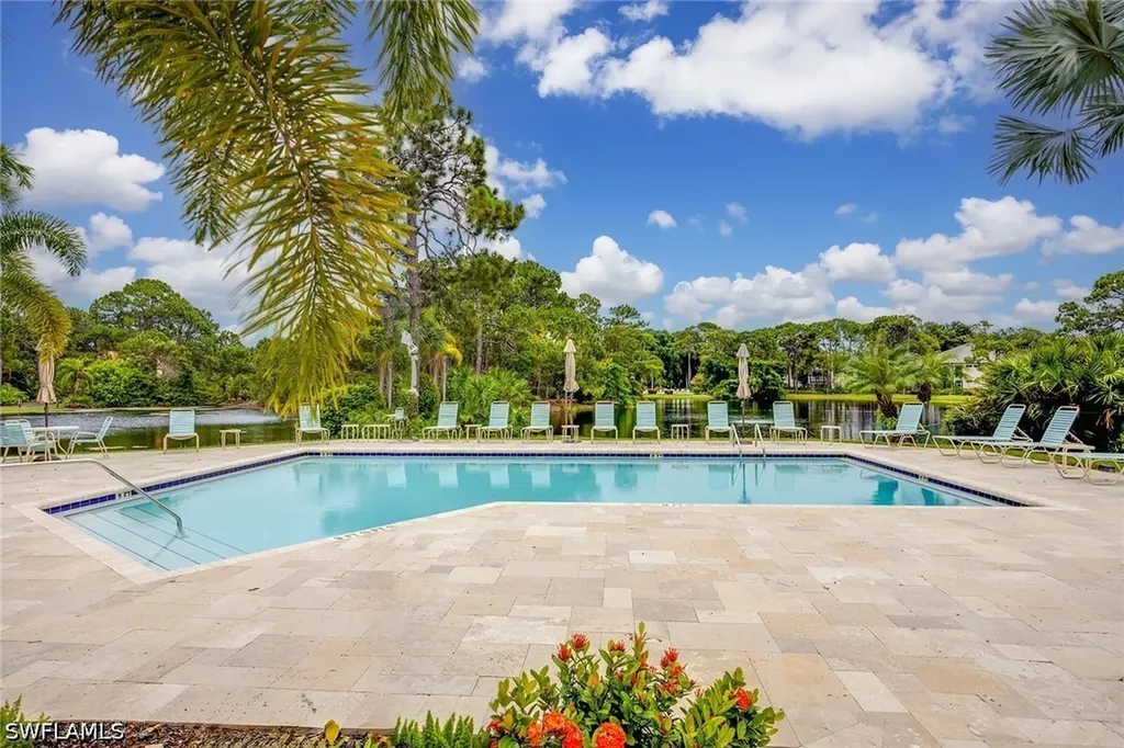 285 Naples Cove Drive Naples FL 34110