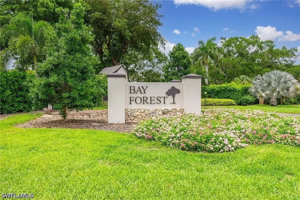 285 Naples Cove Drive Naples FL 34110