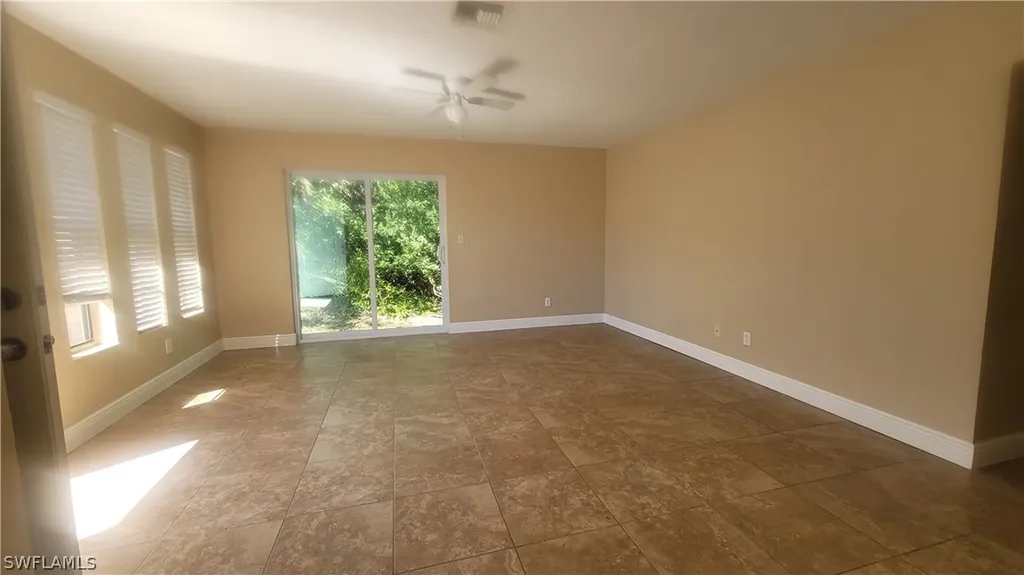 7504/7508 Pebble Beach Road Fort Myers FL 33967