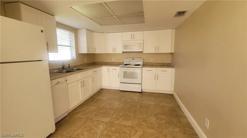 7504/7508 Pebble Beach Road Fort Myers FL 33967