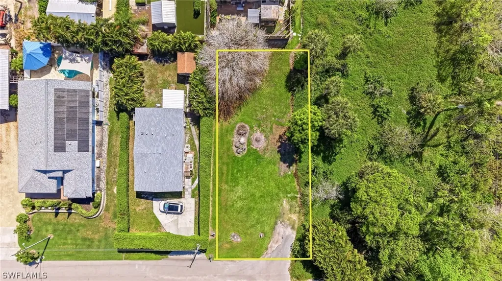 2332 Sunset Avenue Naples FL 34112