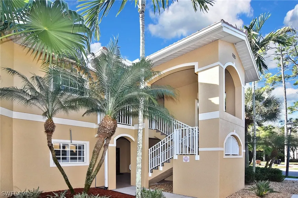 1125 Winding Pines Circle Cape Coral FL 33909