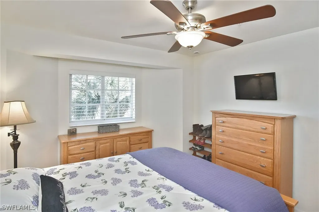 1125 Winding Pines Circle Cape Coral FL 33909