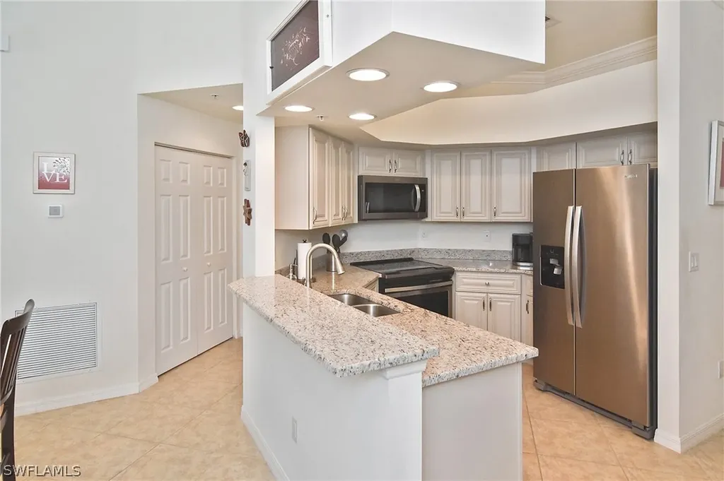 1125 Winding Pines Circle Cape Coral FL 33909