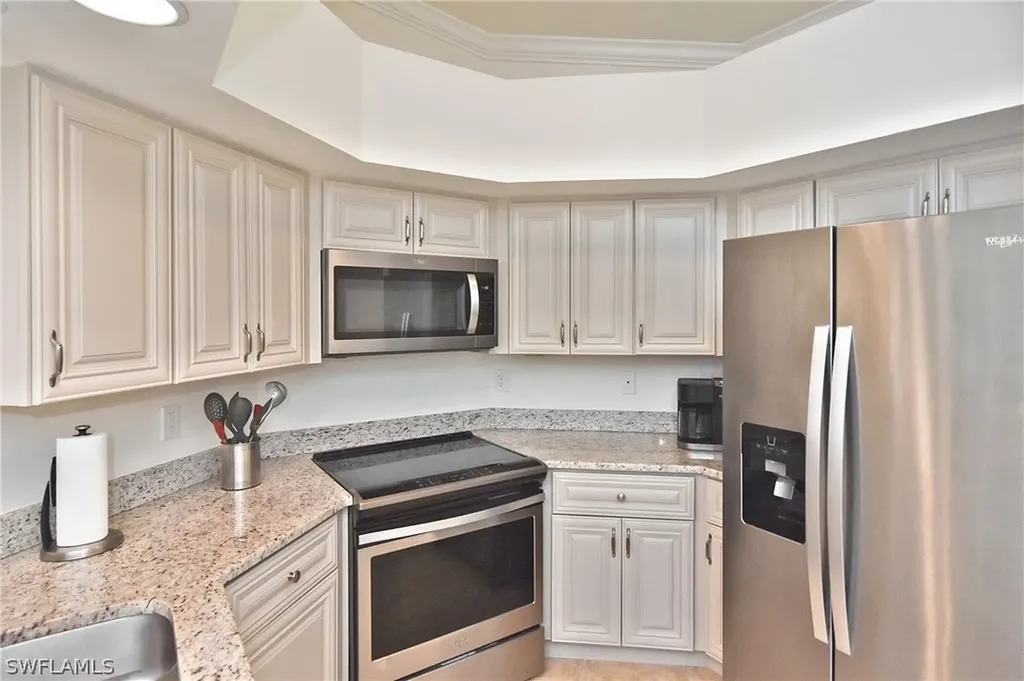 1125 Winding Pines Circle Cape Coral FL 33909