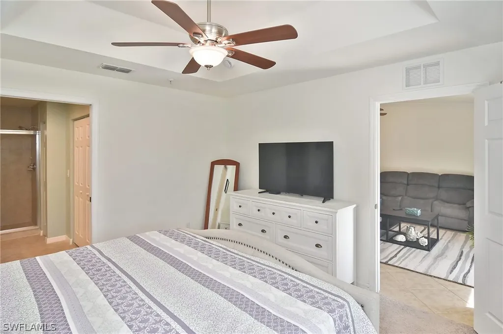 1125 Winding Pines Circle Cape Coral FL 33909