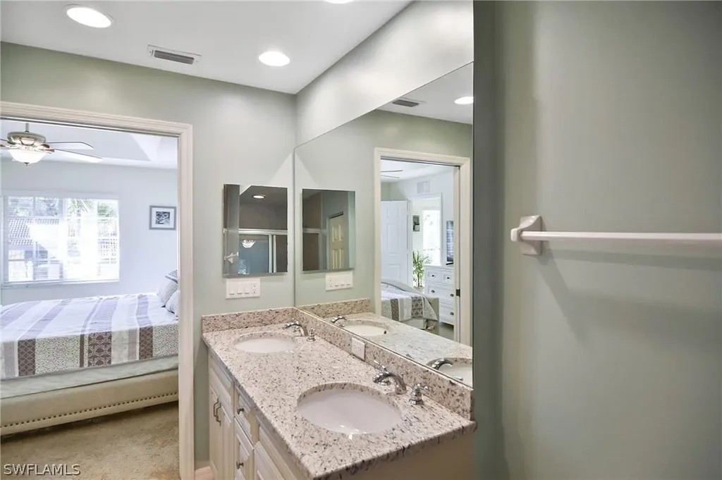 1125 Winding Pines Circle Cape Coral FL 33909
