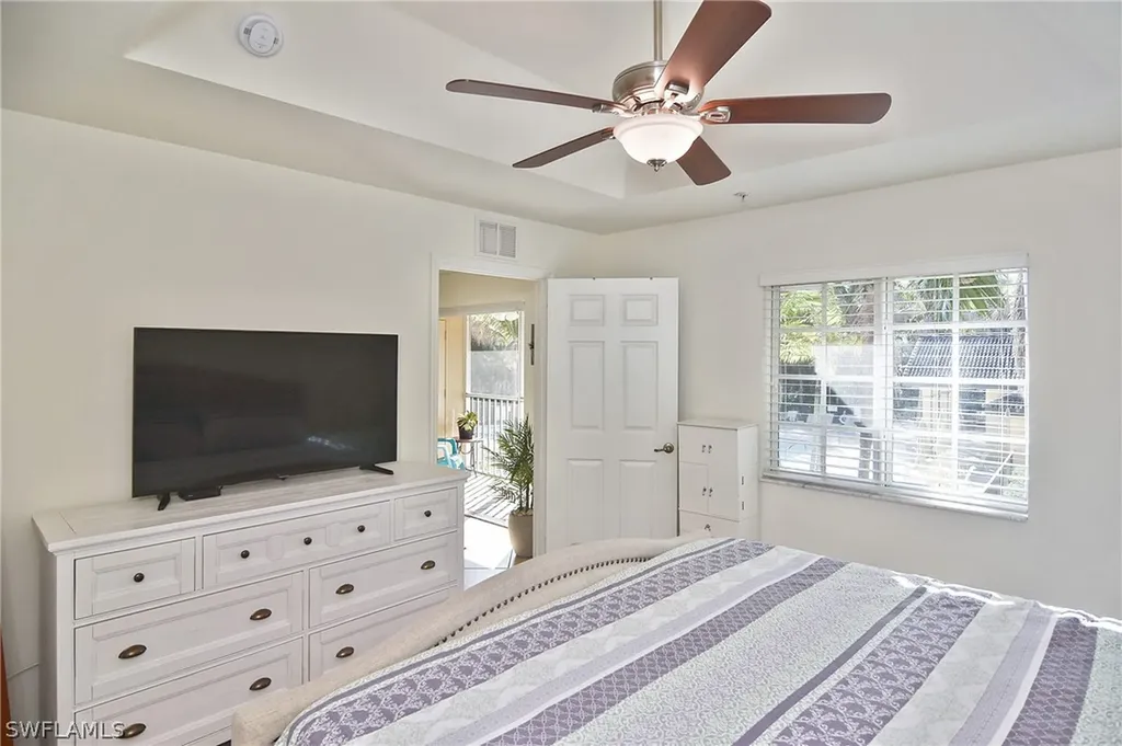 1125 Winding Pines Circle Cape Coral FL 33909