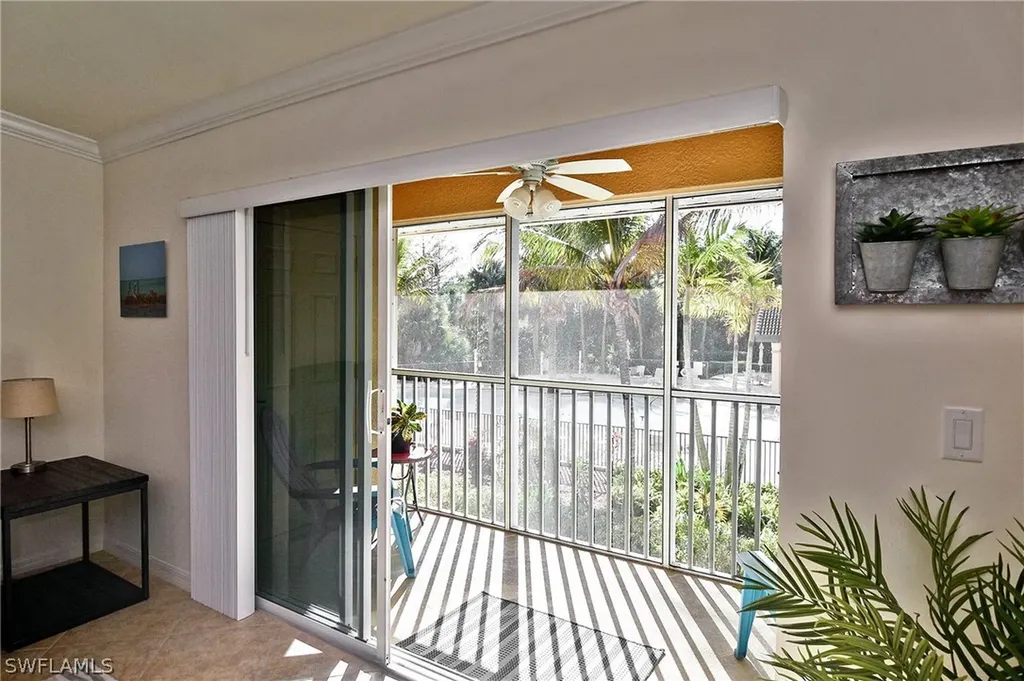1125 Winding Pines Circle Cape Coral FL 33909