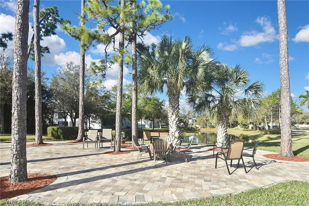 1125 Winding Pines Circle Cape Coral FL 33909