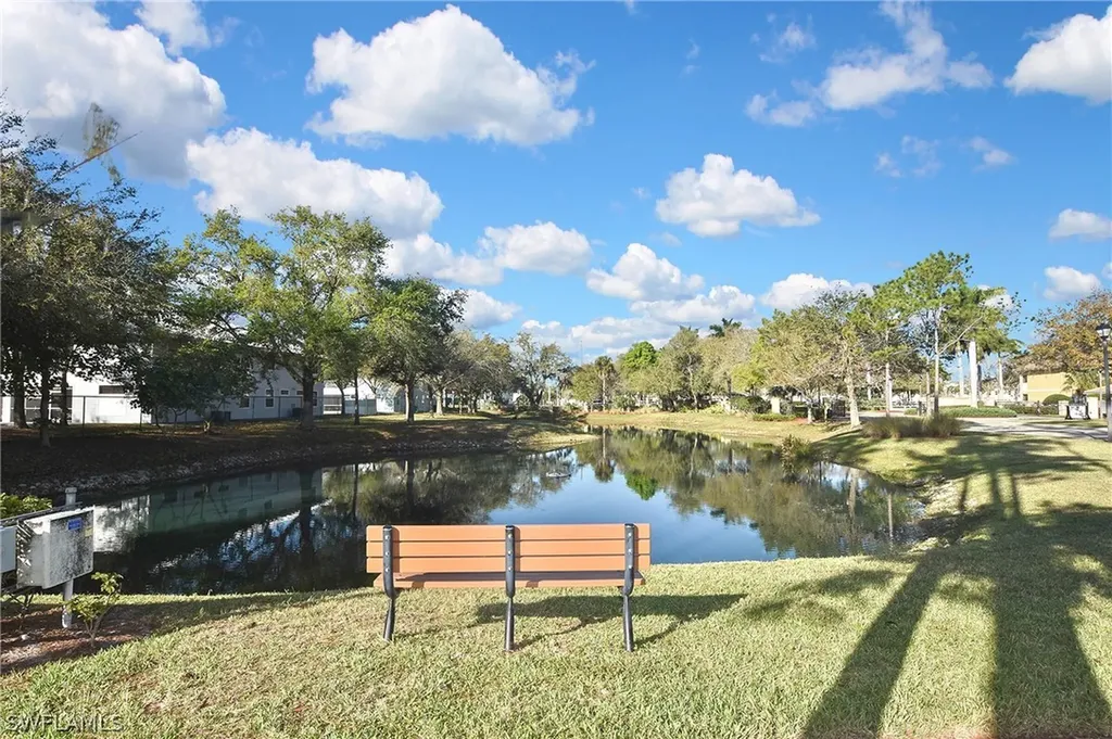 1125 Winding Pines Circle Cape Coral FL 33909