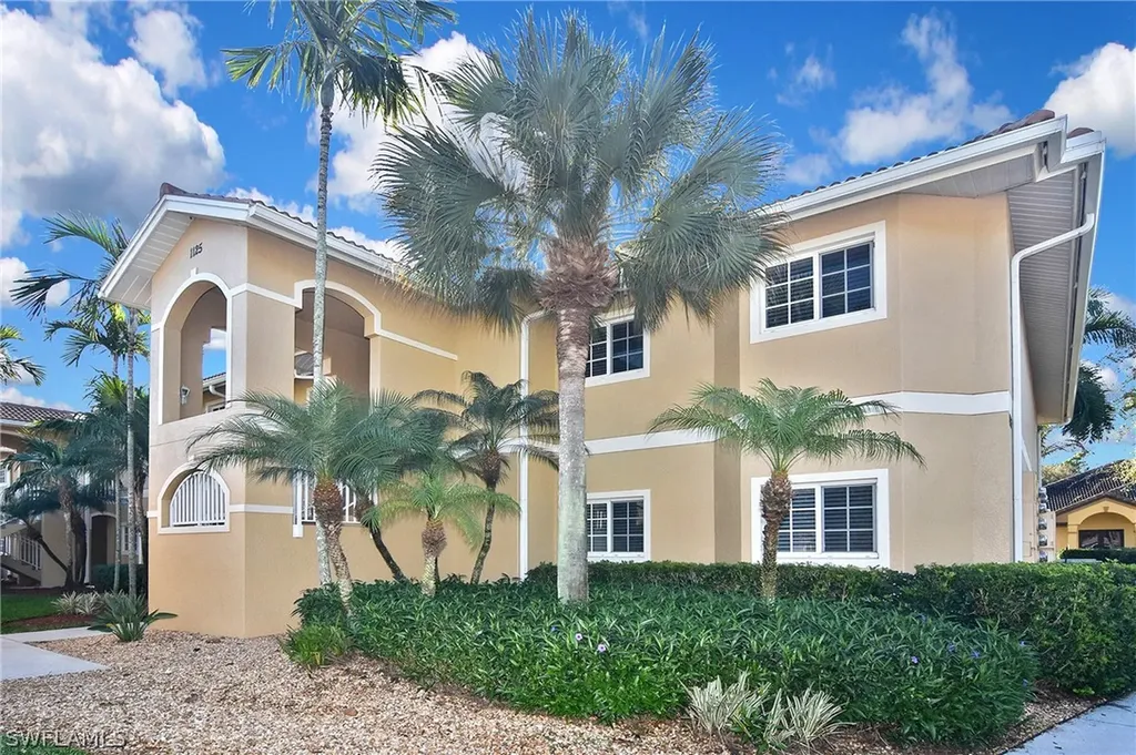 1125 Winding Pines Circle Cape Coral FL 33909
