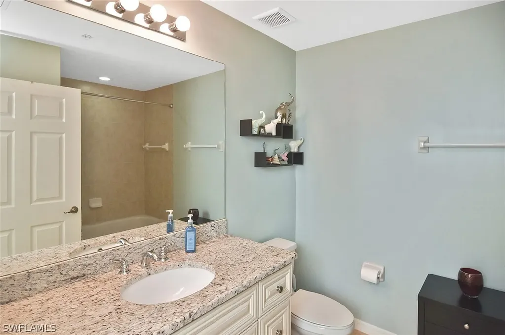 1125 Winding Pines Circle Cape Coral FL 33909