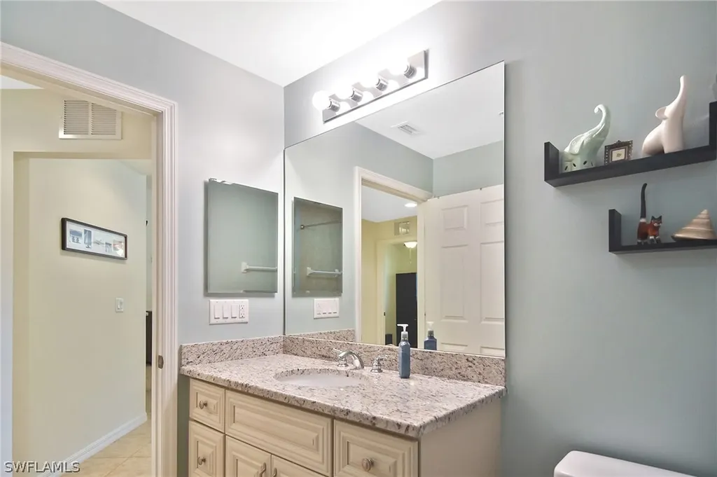 1125 Winding Pines Circle Cape Coral FL 33909
