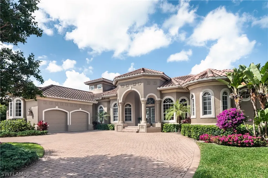 3433 Crayton Road Naples FL 34103