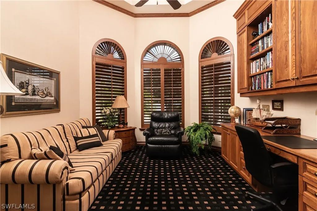 3433 Crayton Road Naples FL 34103
