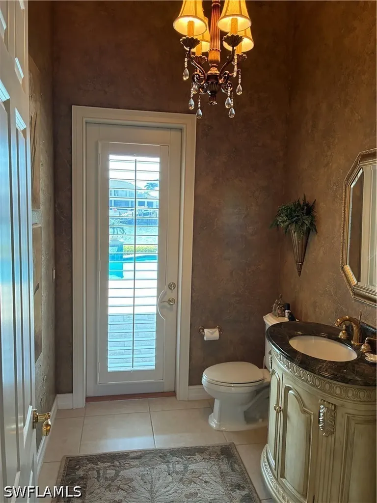 3433 Crayton Road Naples FL 34103