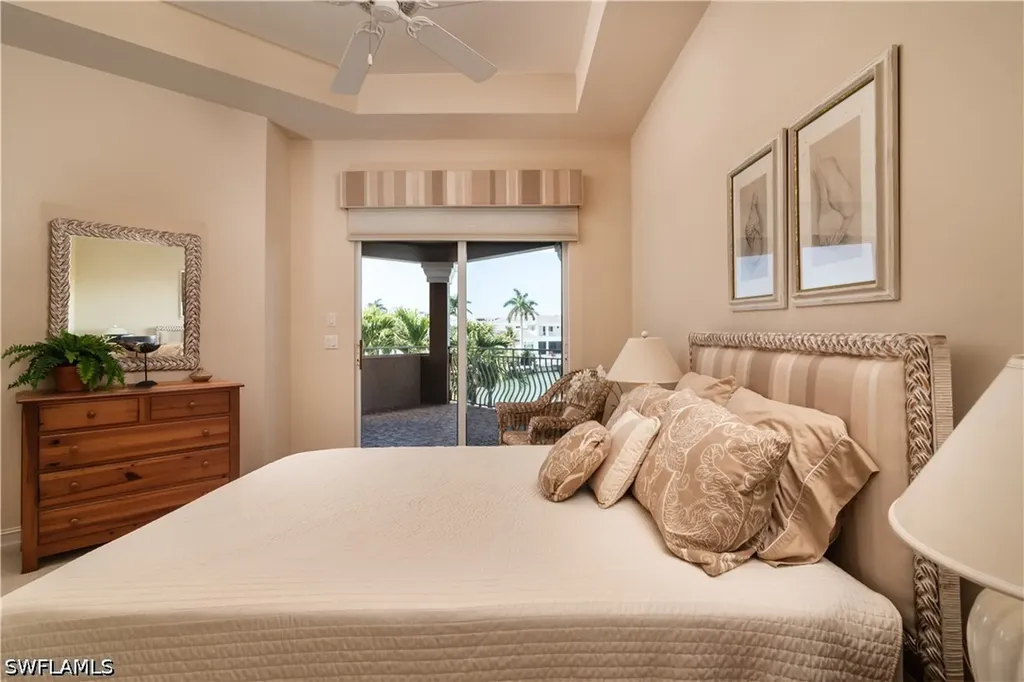 3433 Crayton Road Naples FL 34103
