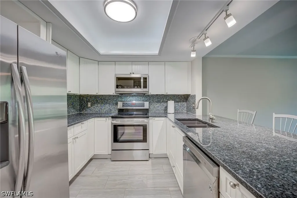 3300 Binnacle Drive Naples FL 34103