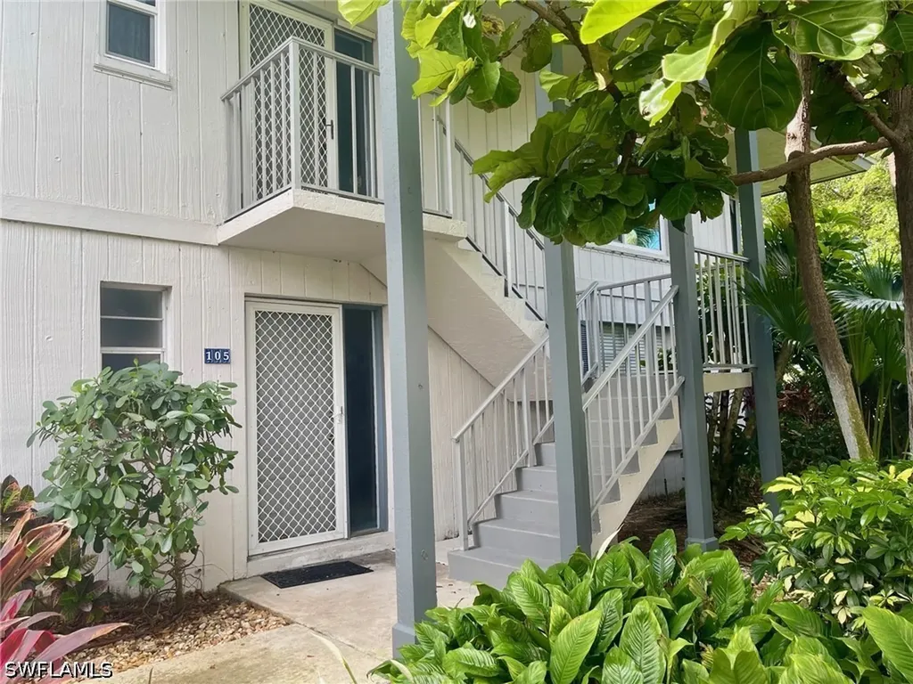 3300 Binnacle Drive Naples FL 34103
