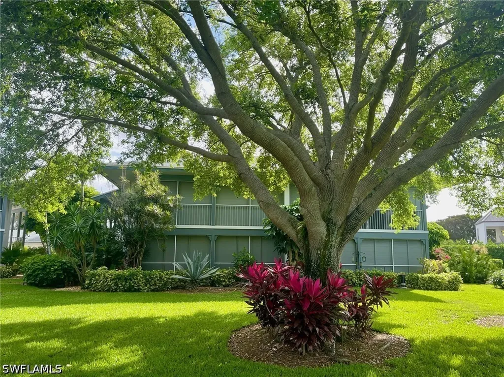 3300 Binnacle Drive Naples FL 34103