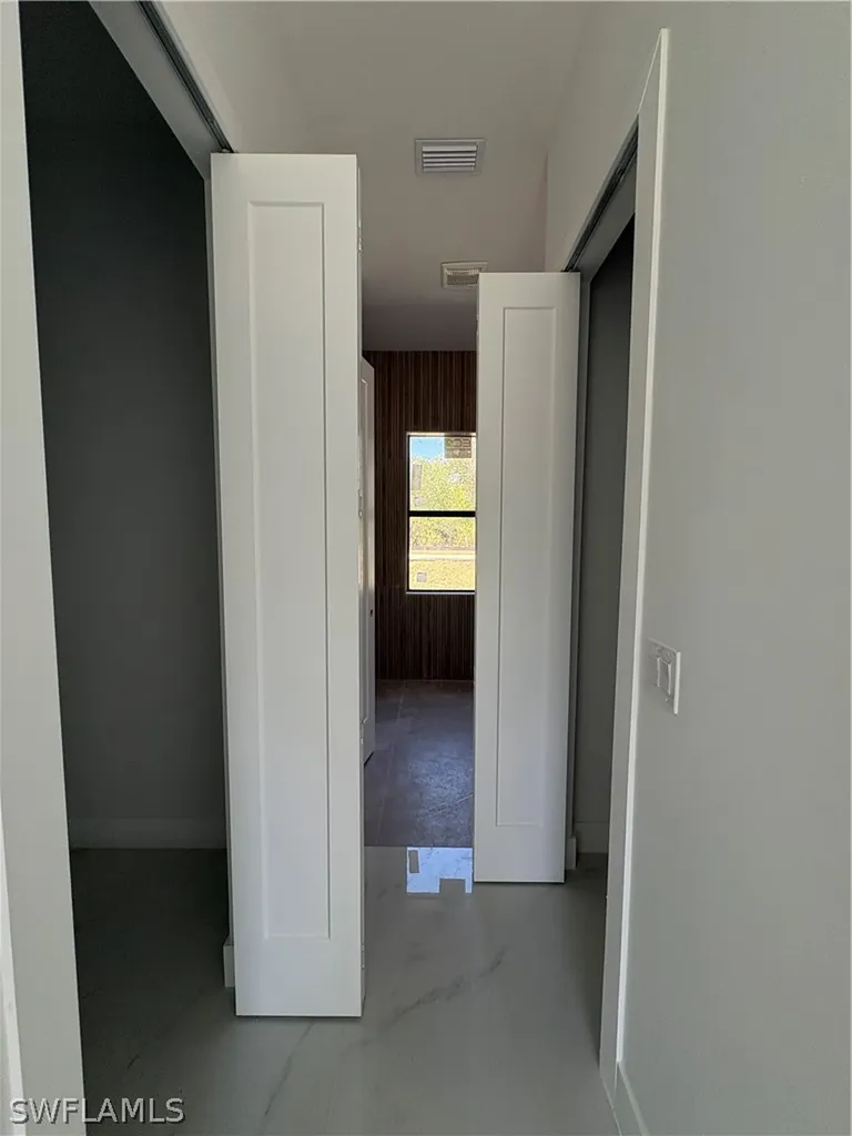 6186 Everglades Boulevard N Naples FL 34120
